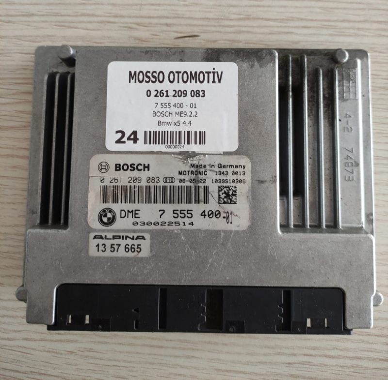 0261209083 BMW X5 4.4İ MOTOR BEYNİ DME 7555400 - 0 261 209 083