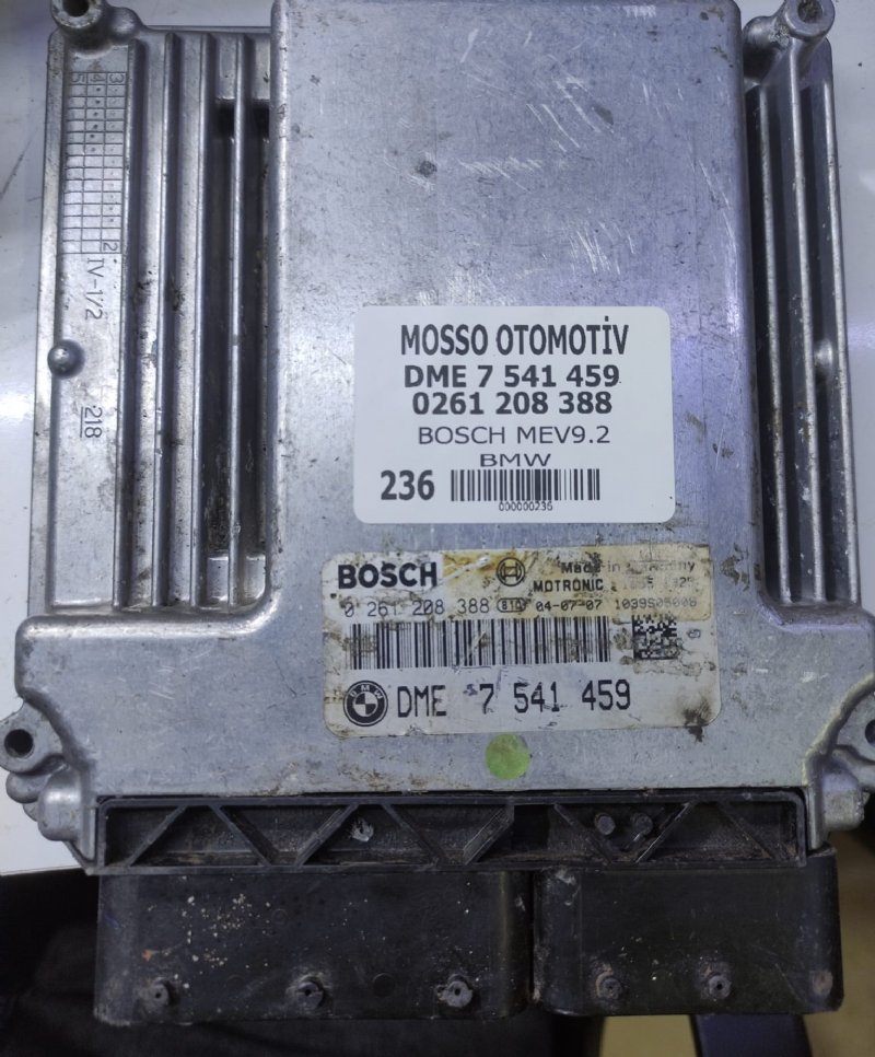 0261208388 - DME7541459 - BMW MOTOR BEYNİ MEV9.2 - 0 261 208 388 - DME 7 541 459