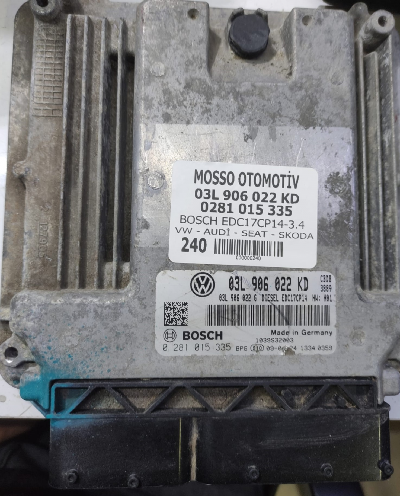 0281015335 - 03L906022KD - VW - AUDİ - SEAT - SKODA MOTOR BEYNİ EDC17CP14 - 0 281 015 335 - 03L 906 022 KD