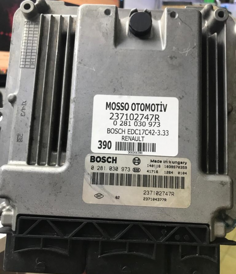 0281030973 - 237102747R - RENAULT MOTOR BEYNİ EDC17C42 - 0 281 030 973 - 237102747R